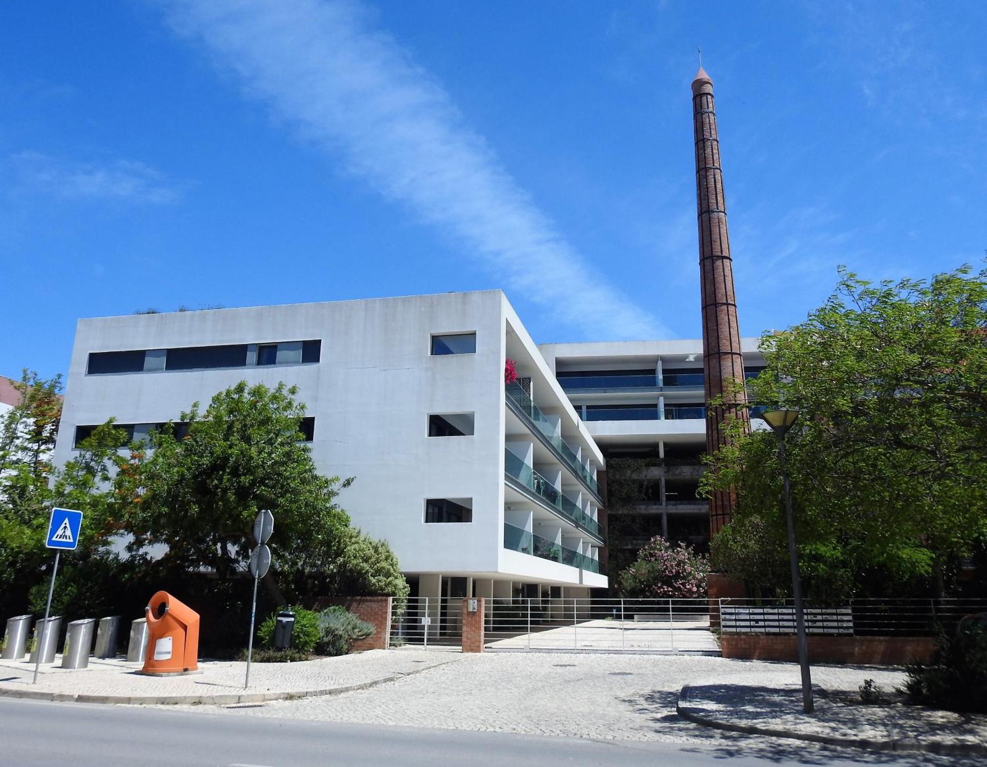 Lagos Factory Green Extérieur photo